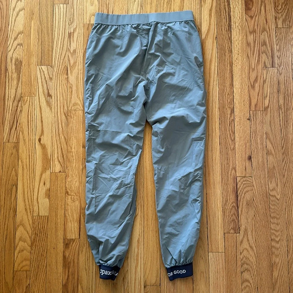 Cotopaxi sz M grey jogger elastic ankle pockets great pre owned condition - Picture 4 of 4